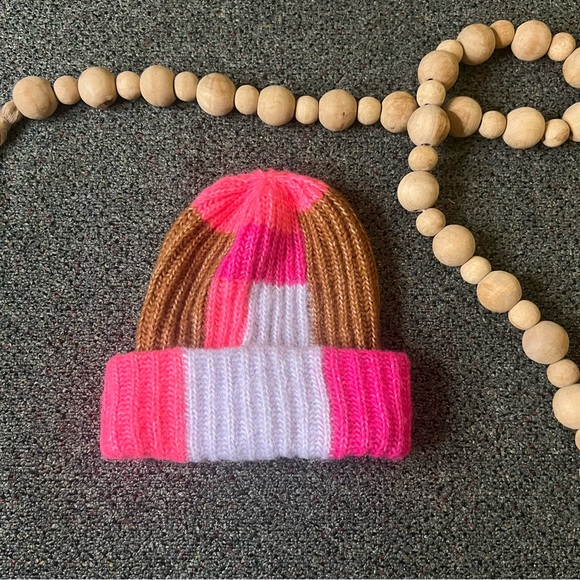 WILD FABLE Colorblock Neon Pink & Brown Chunky Knit Beanie Winter Hat Accesory - Picture 8 of 16